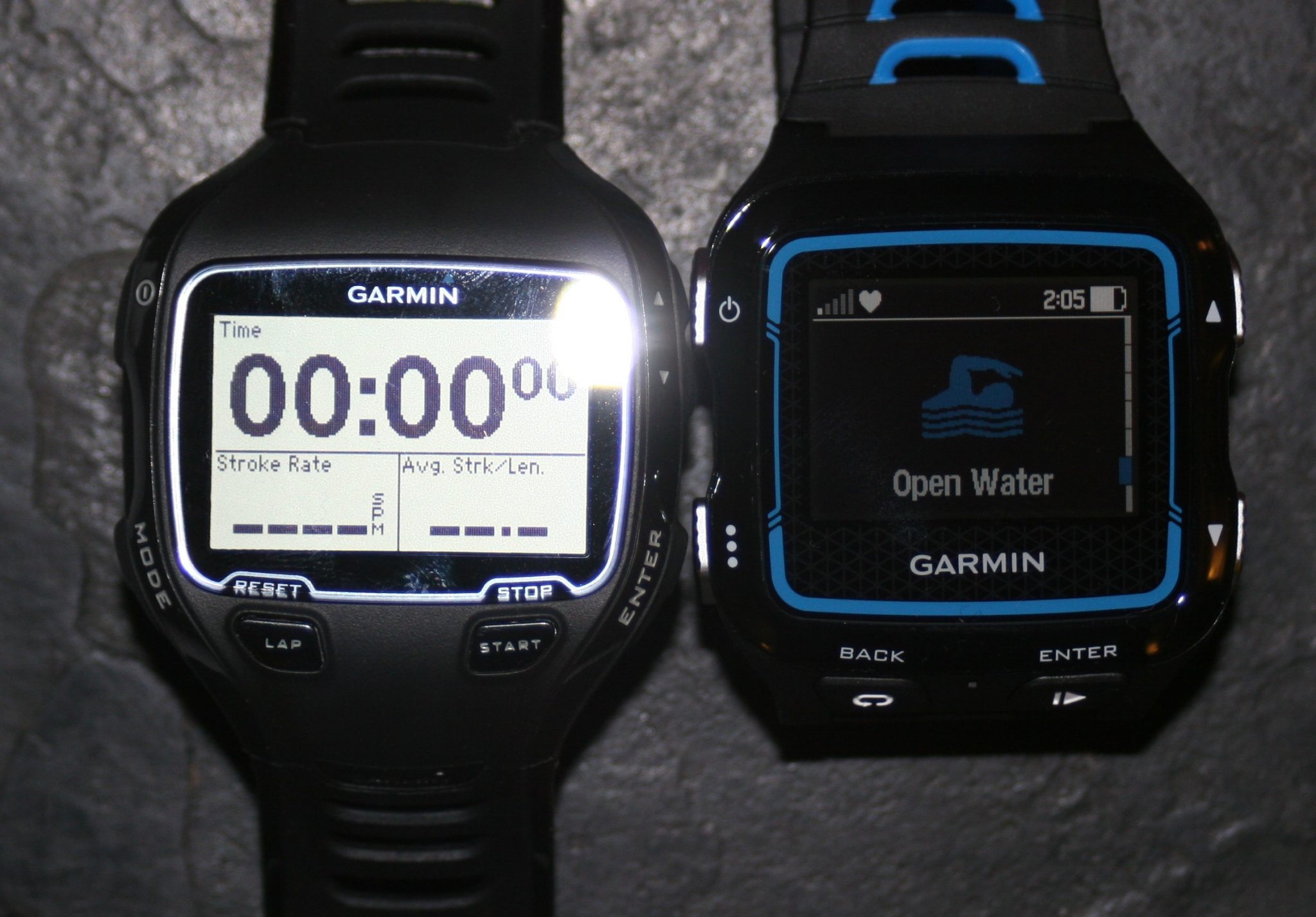 Garmin 920XT vs Garmin 910XT - Triathlon Showdown