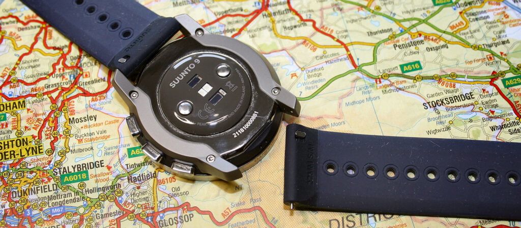 Suunto 9 Peak removig straps pins Review of best Suunto triathlon watch