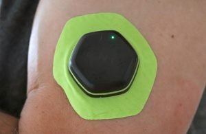 how to wear a nix biosensor for this hydration review